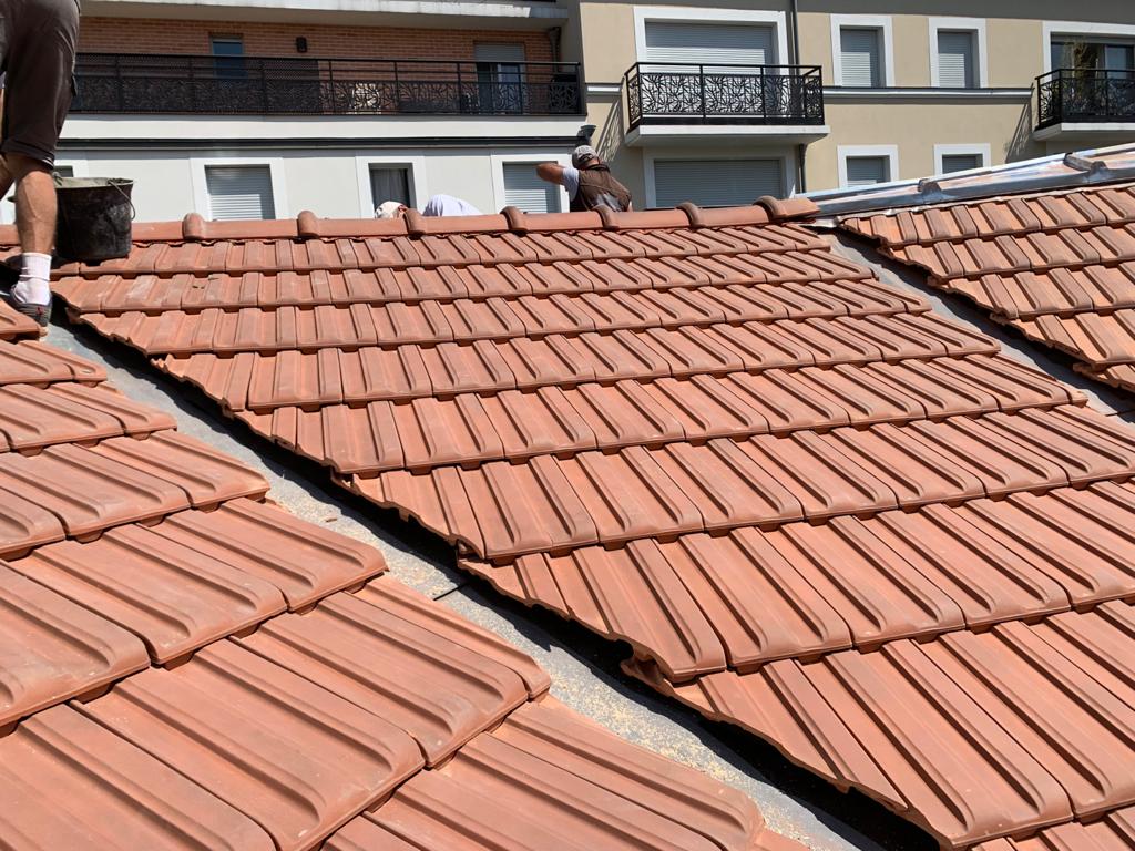 Réparation et rénovation de toiture À Bry-sur-Marne (94360) - Baumgertner Couverture dans le Val de Marne (94) 